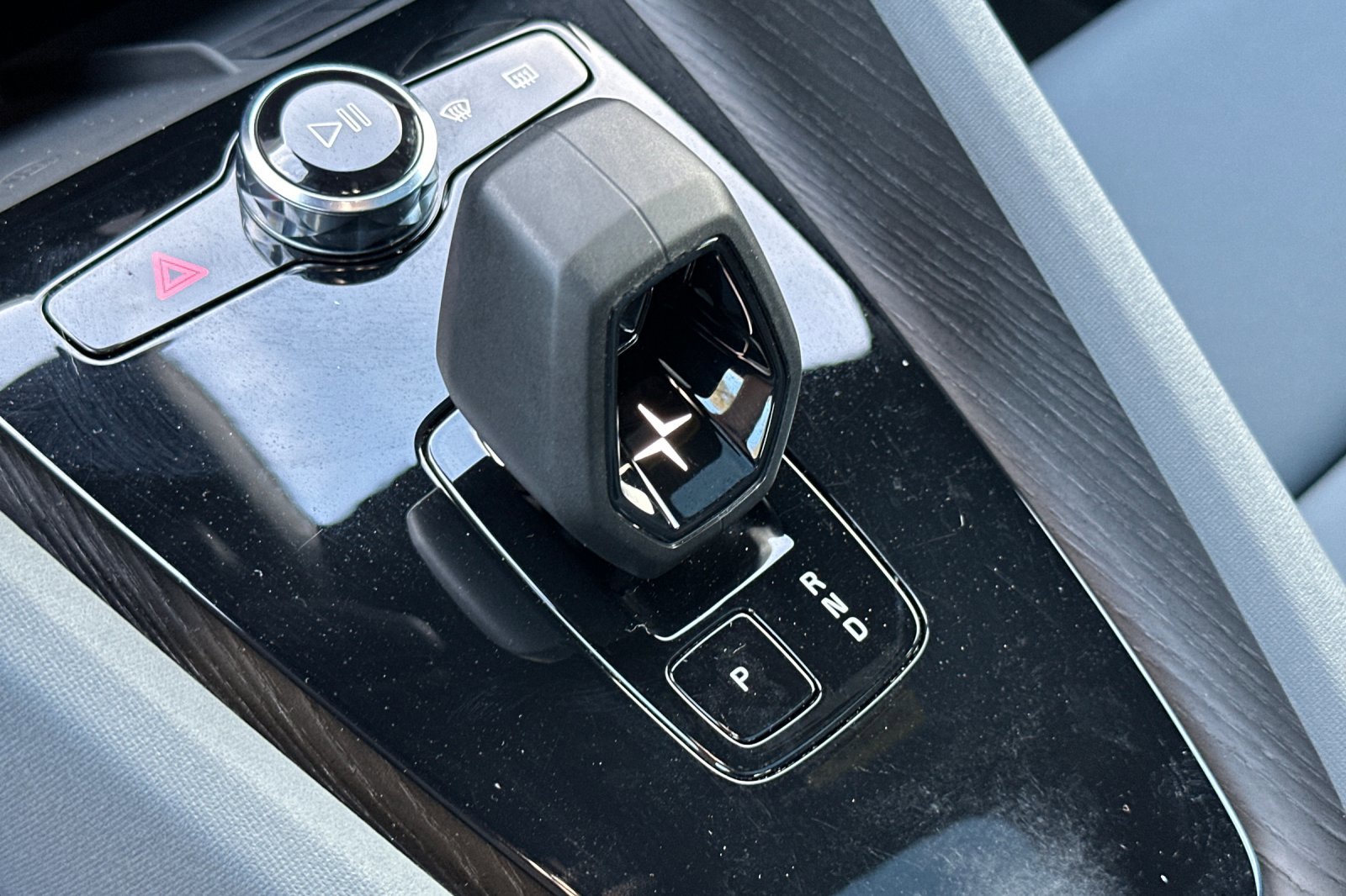 Used 2023 Polestar Polestar 2 AWD/4WD image 25