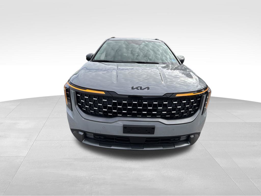 Certified 2026 Kia Carnival SX FWD image 8