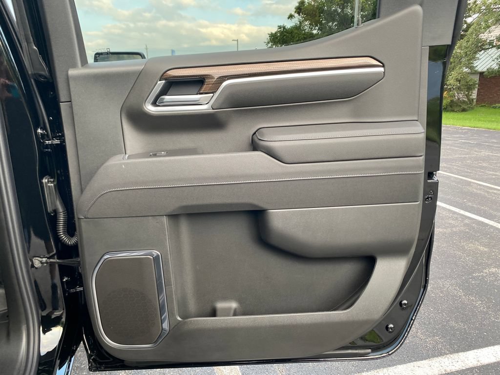 New 2026 Chevrolet Silverado 1500 LT AWD/4WD image 13