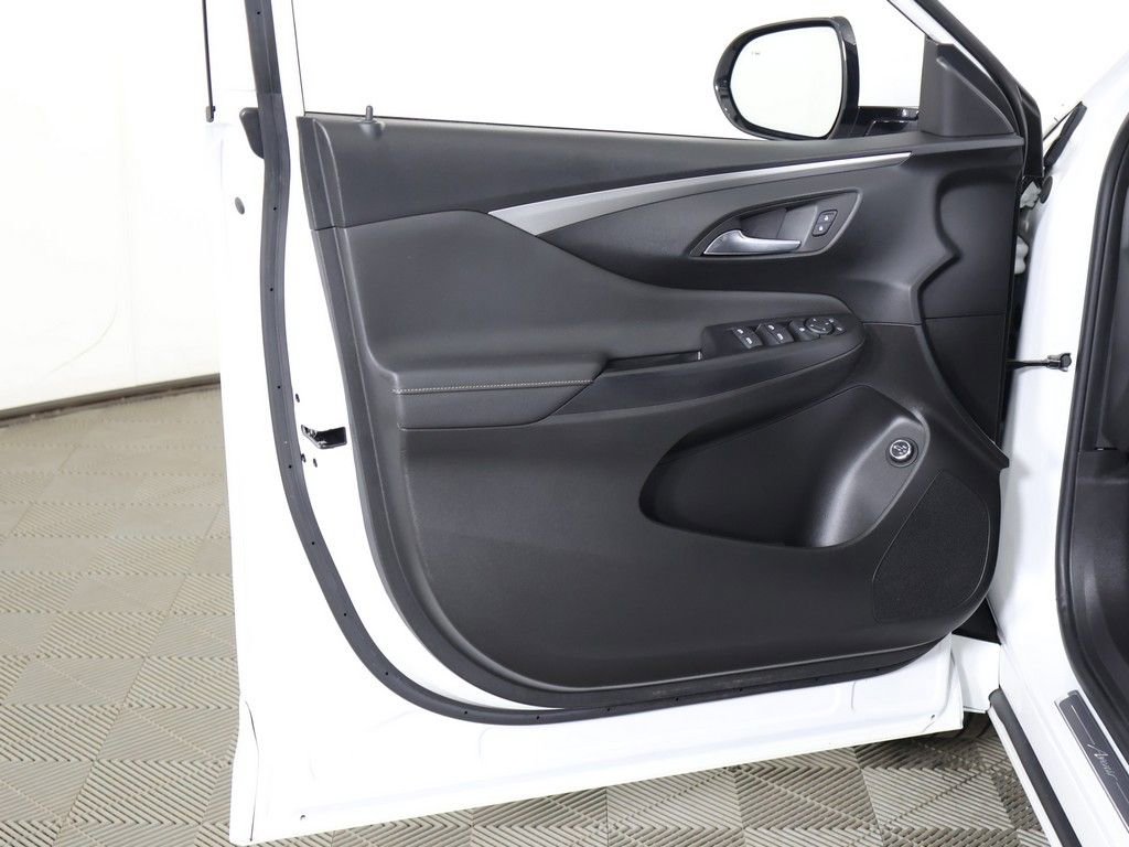 Used 2024 Buick Envista Avenir FWD image 26
