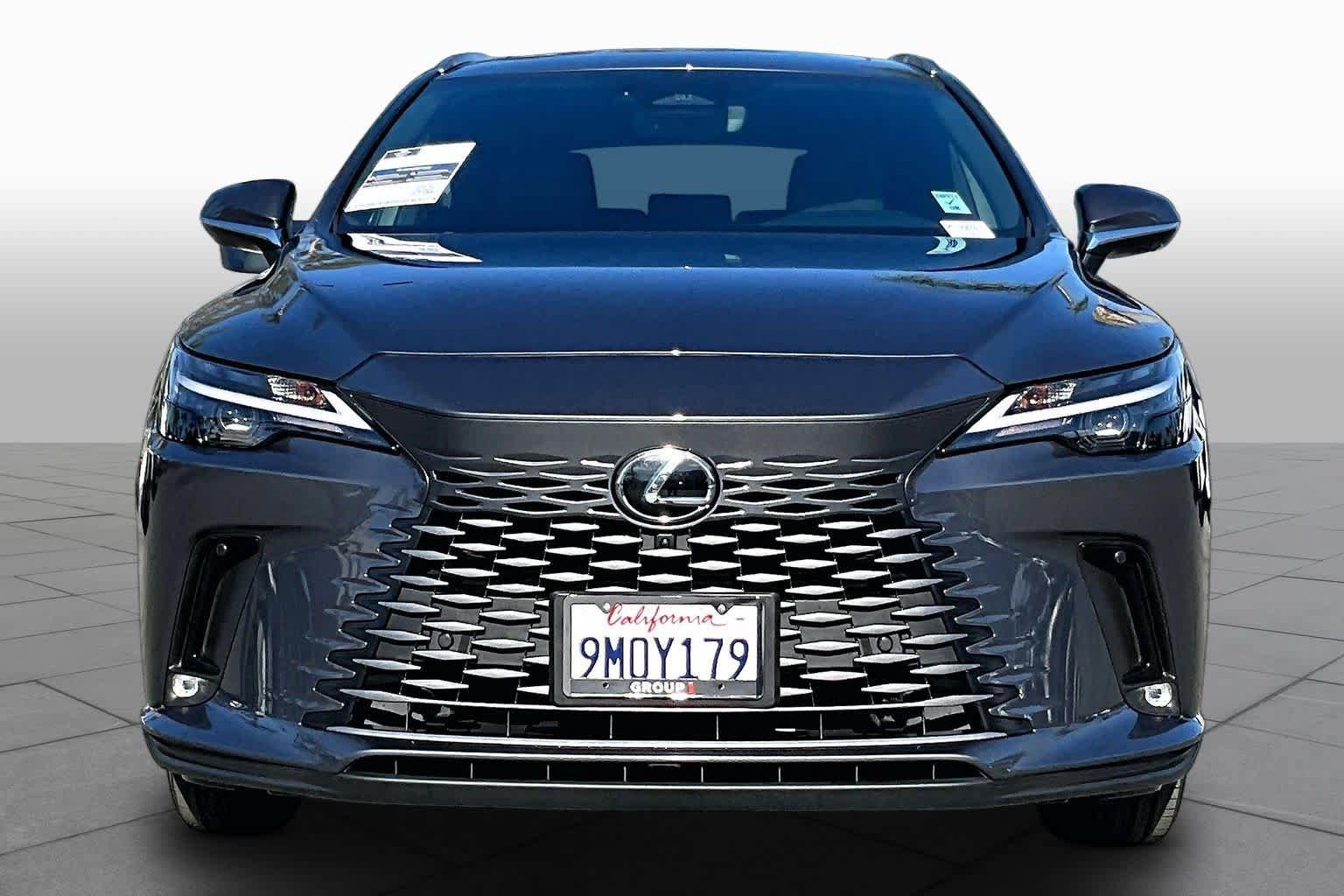 Used 2024 Lexus RX 350 Premium w/ Convenience Package FWD image 3