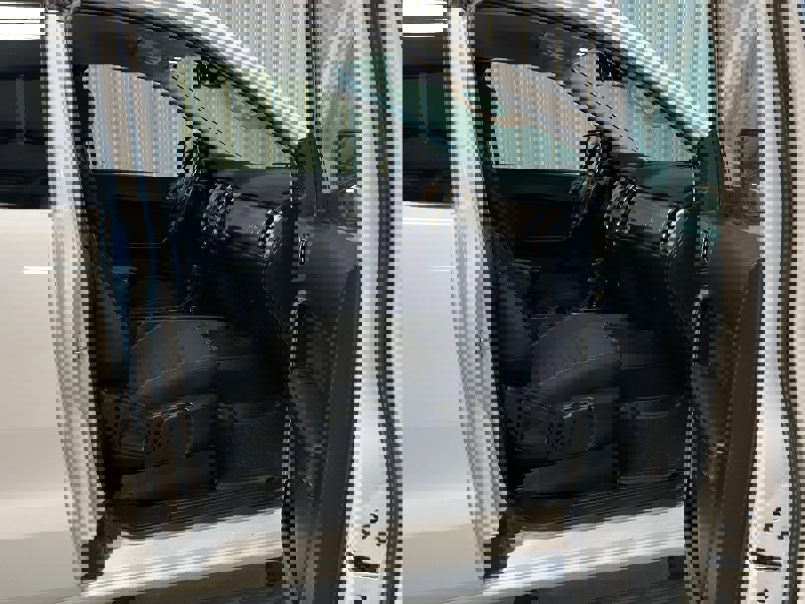 Used 2021 Ford Ranger XLT w/ FX4 Off-Road Package image 14