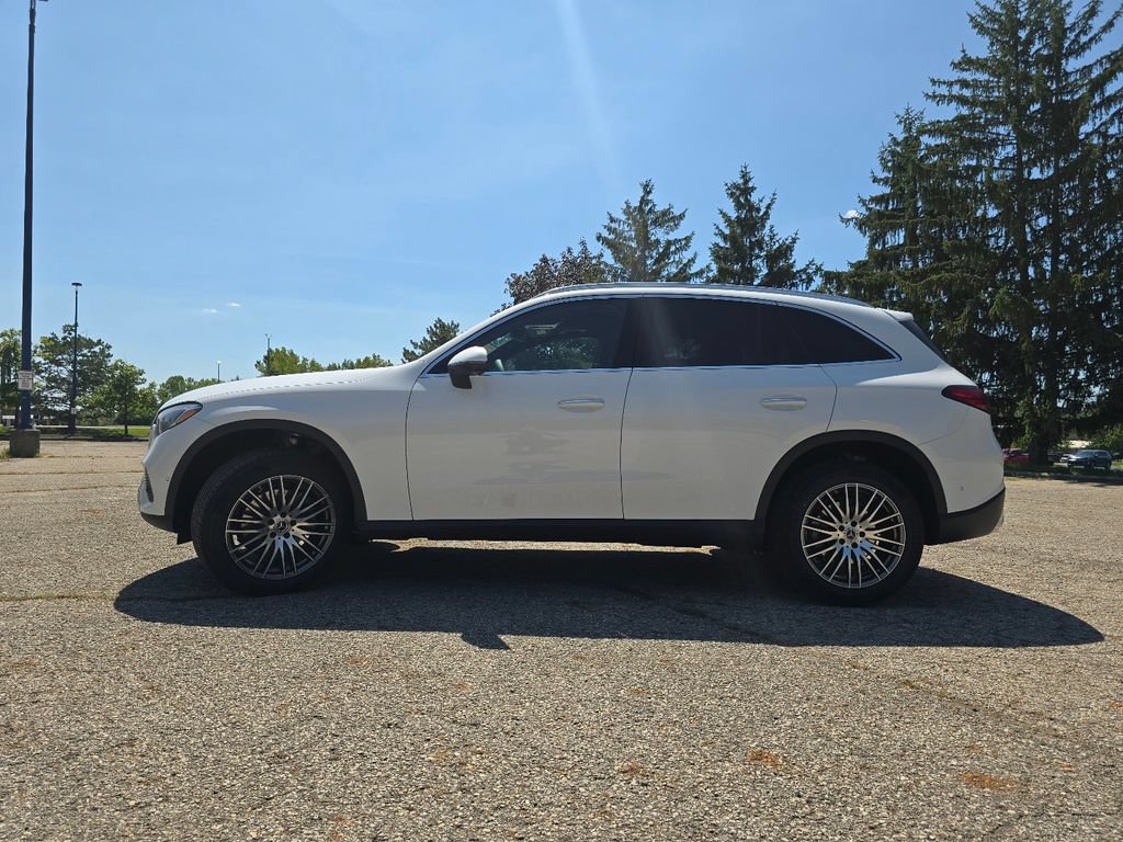New 2027 Mercedes-Benz GLC 300 4MATIC image 14