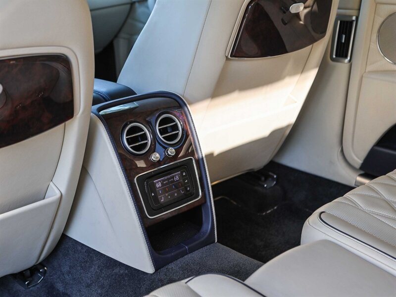 Used 2016 Bentley Flying Spur V8 AWD/4WD image 18