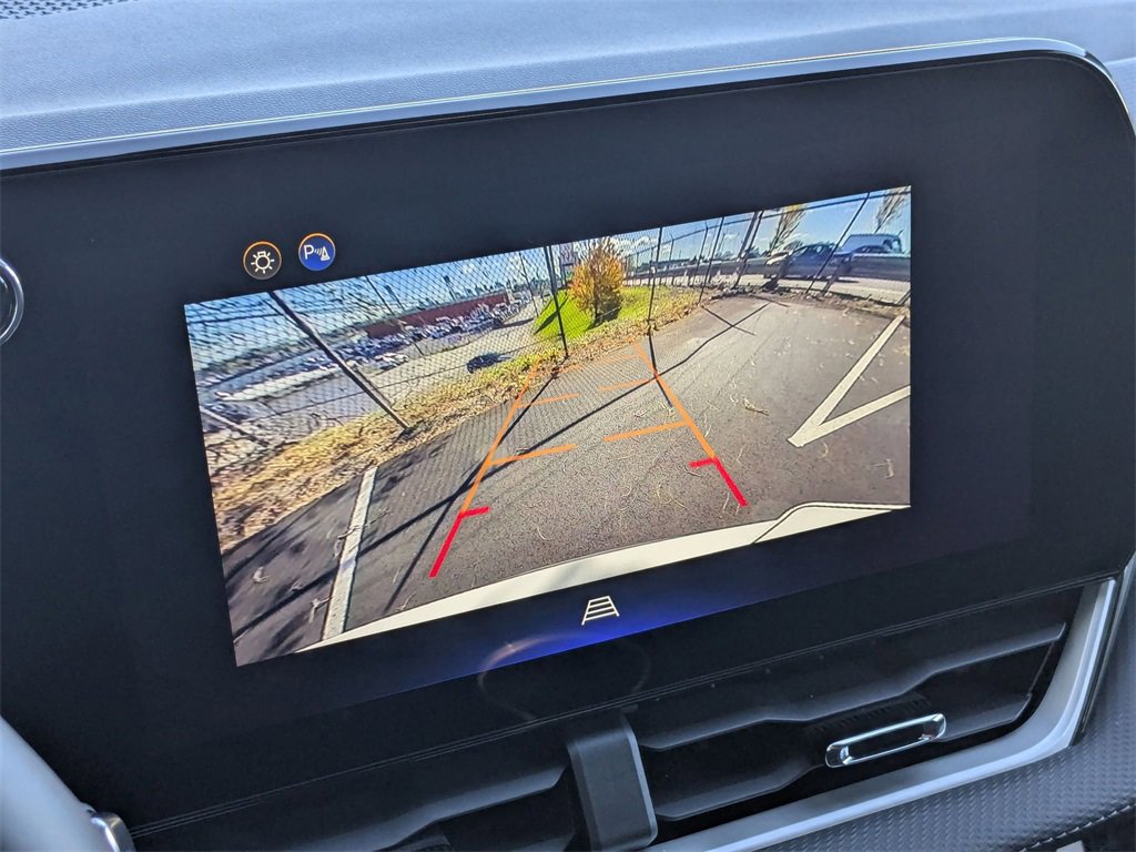 Used 2025 Chevrolet Equinox LT image 25