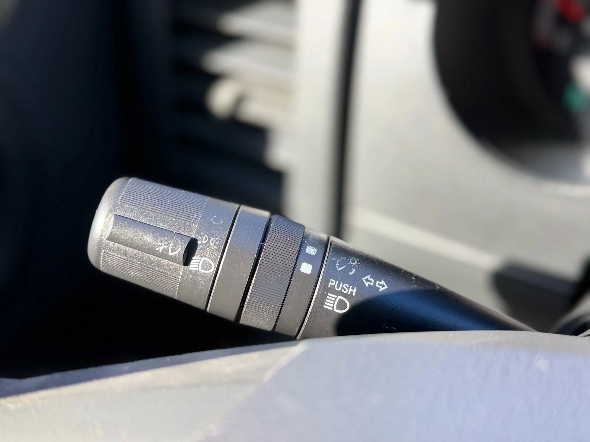 Used 2011 Dodge Nitro Heat w/ Popular Equipment Group image 32