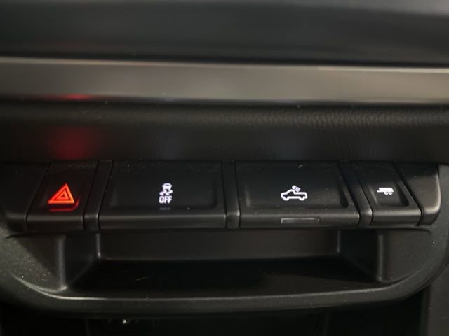 Used 2019 Chevrolet Colorado LT w/ LT Convenience Package image 21