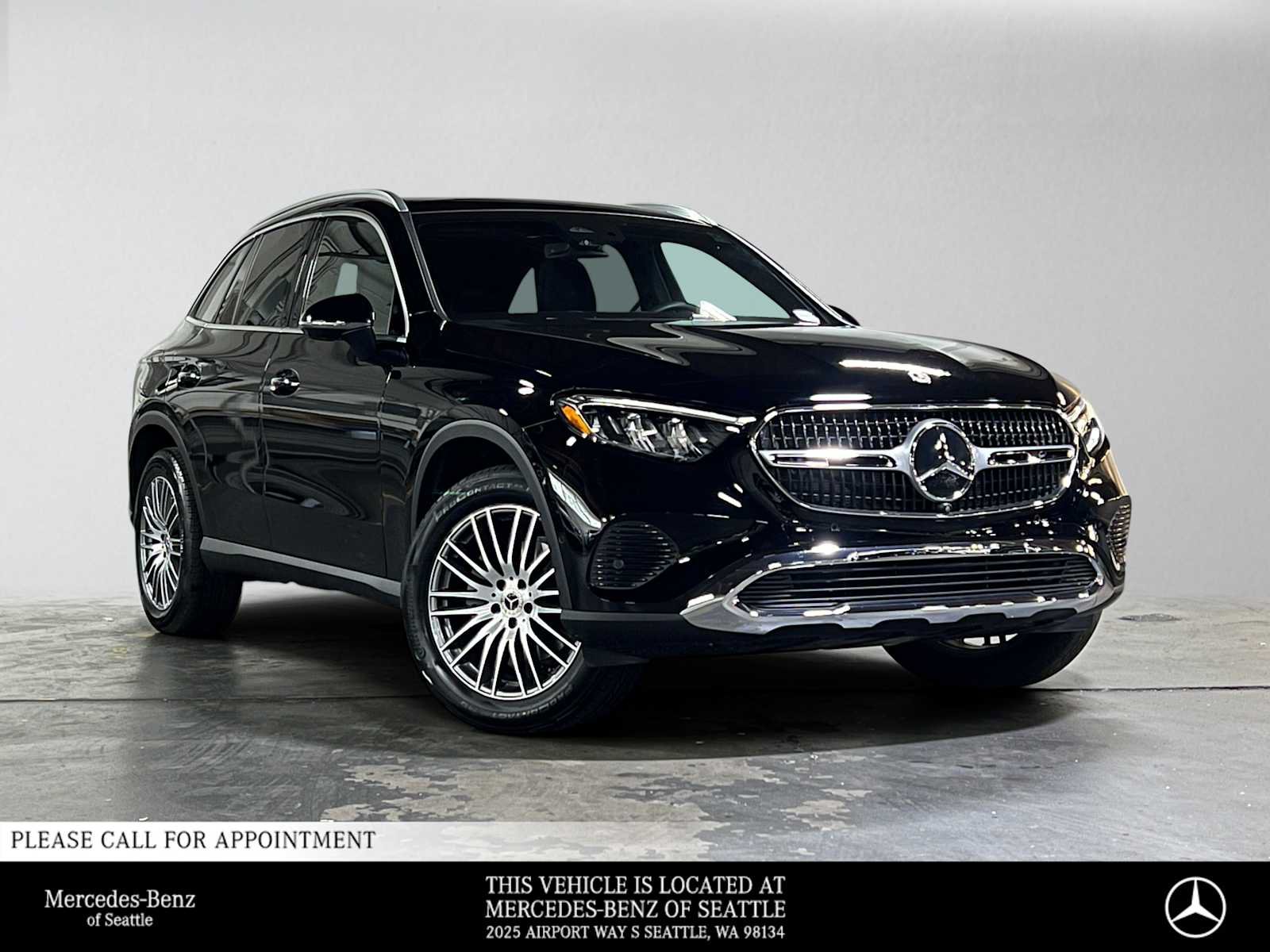 Used 2026 Mercedes-Benz GLC 300 4MATIC image 1
