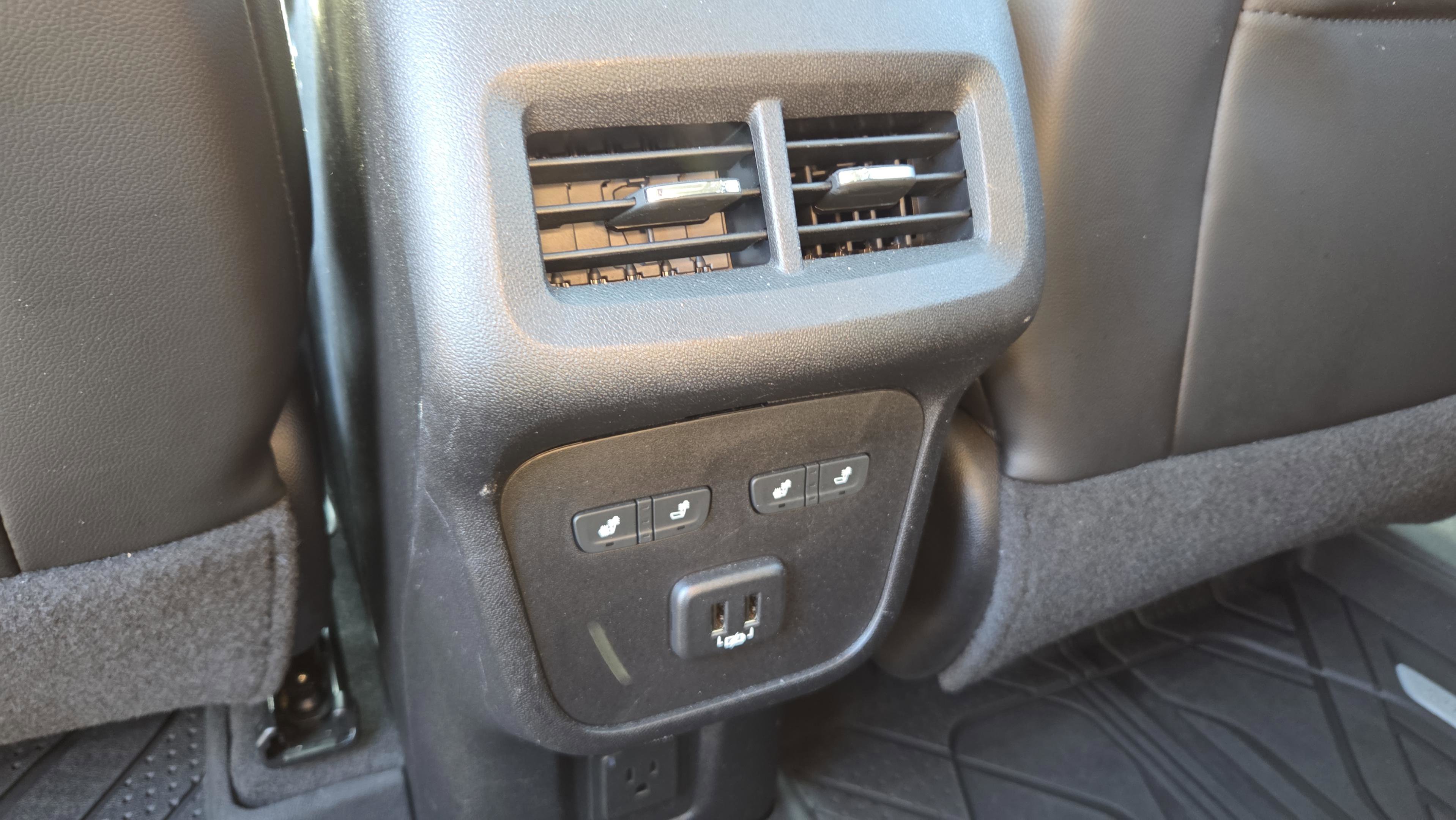 Used 2019 Chevrolet Equinox Premier image 14