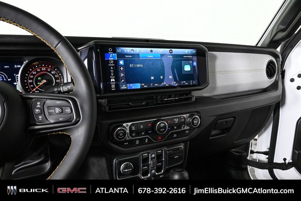 Used 2024 Jeep Gladiator Sport image 13