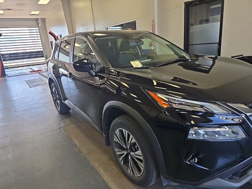 Used 2023 Nissan Rogue SV AWD/4WD image 1