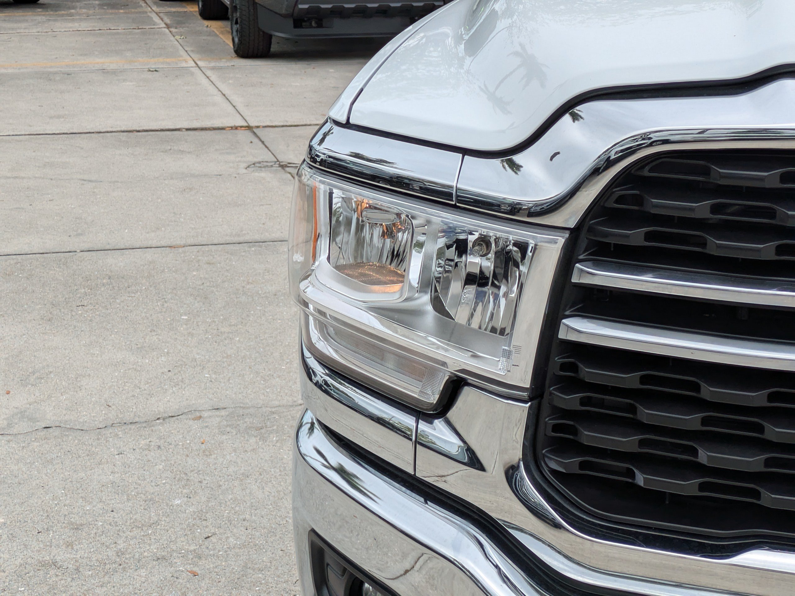 Used 2024 RAM 3500 Big Horn AWD/4WD image 9