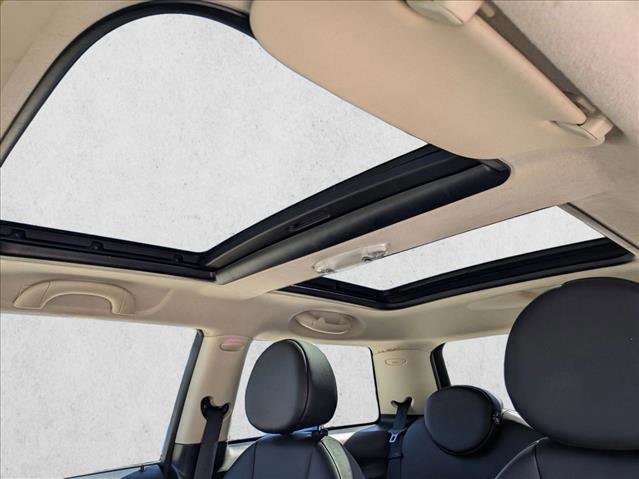 Used 2013 MINI Cooper Hardtop image 14