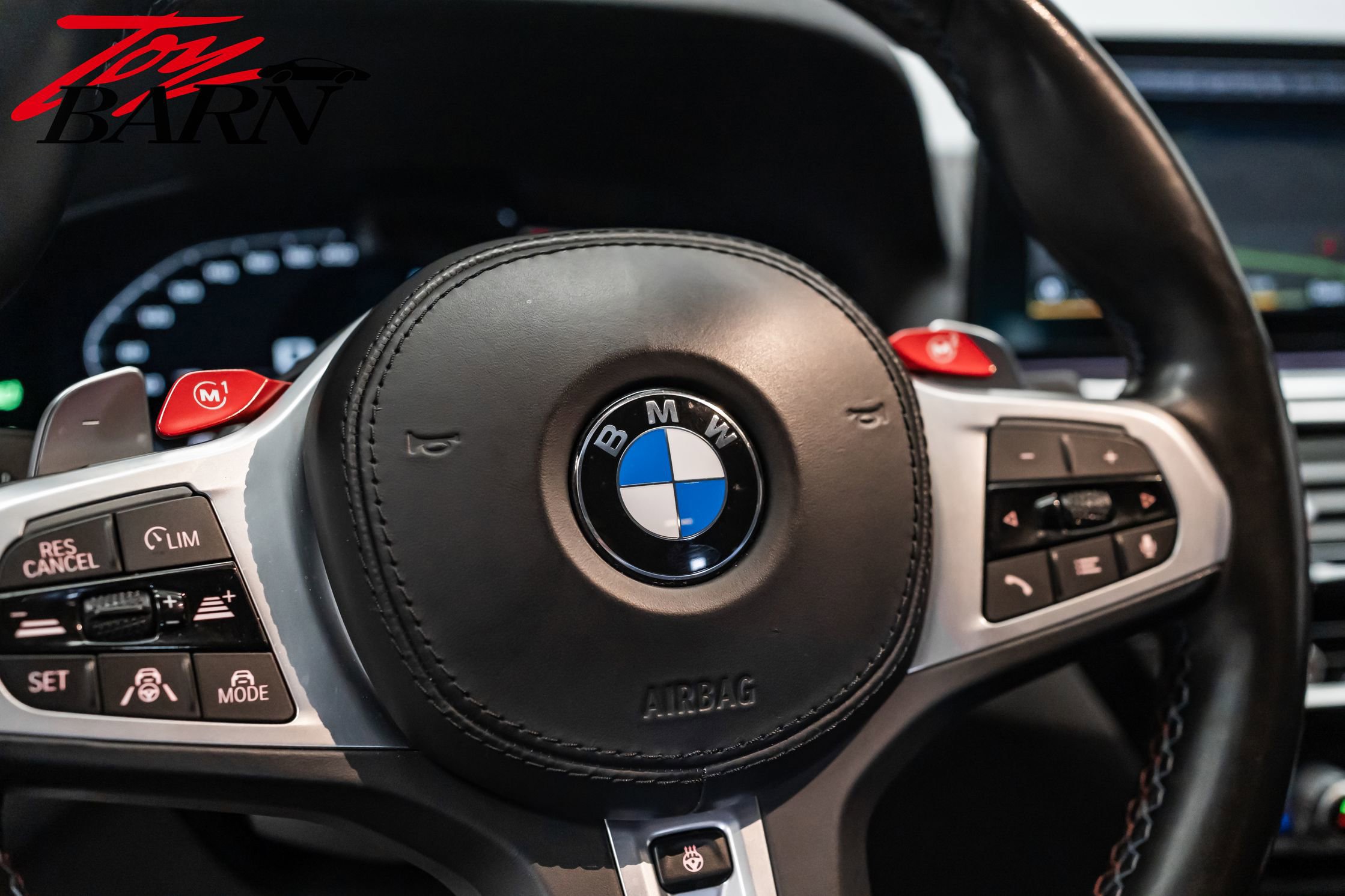 Used 2022 BMW M5 w/ Executive Package image 32