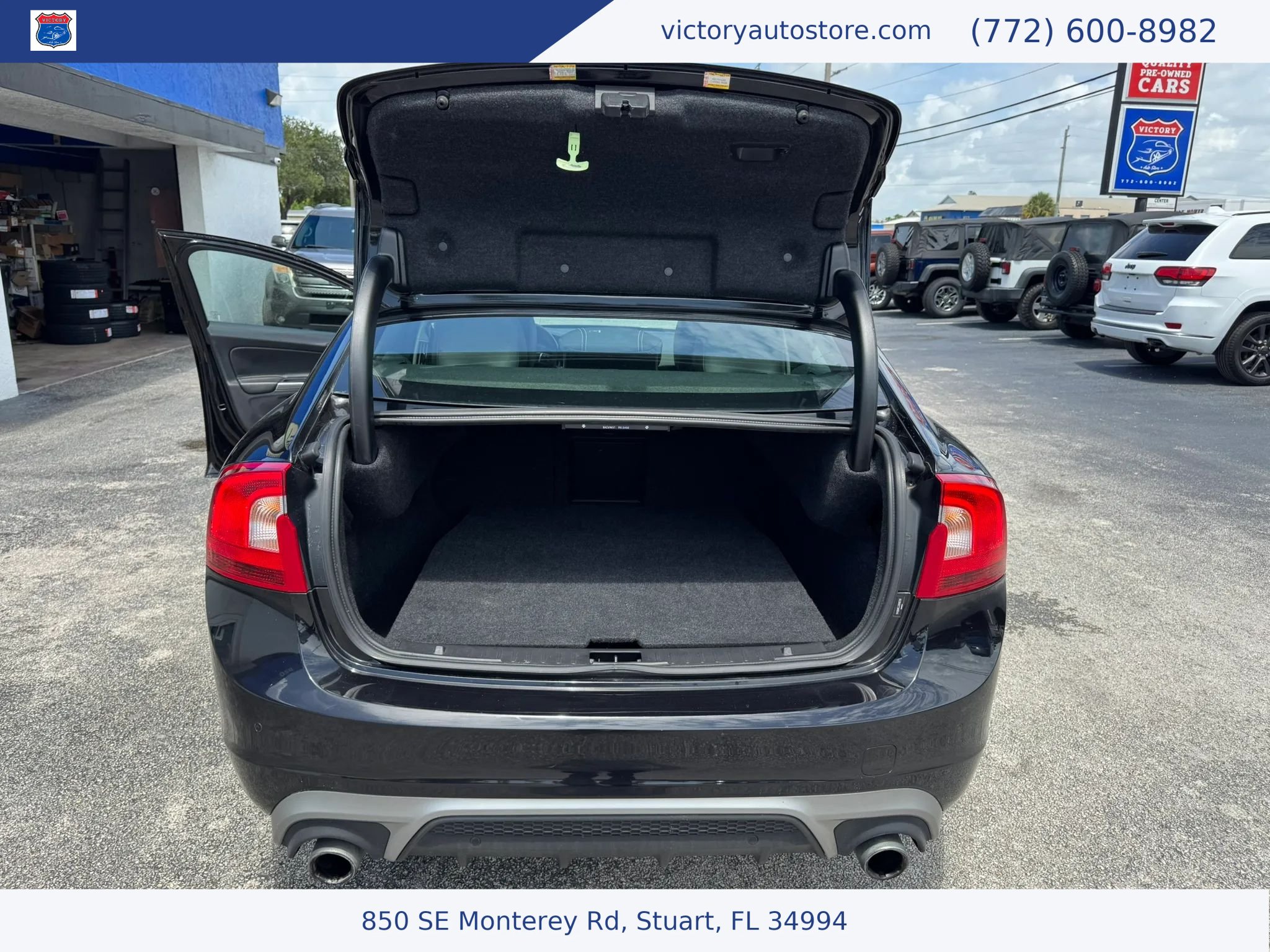 Used 2018 Volvo S60 T5 Dynamic w/ Vision Package FWD image 15