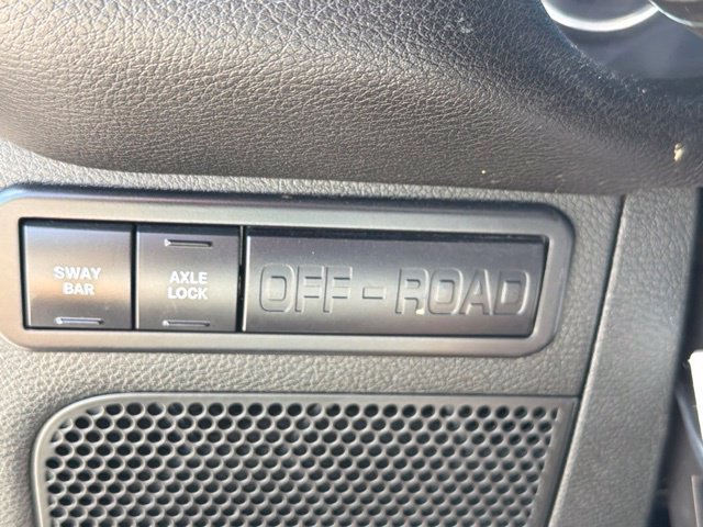 Used 2015 Jeep Wrangler Unlimited Rubicon w/ Dual Top Group AWD/4WD image 30