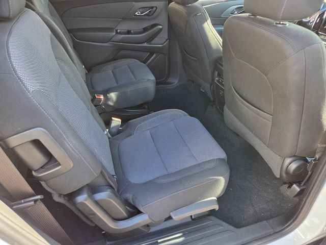 Certified 2023 Chevrolet Traverse LT FWD image 15