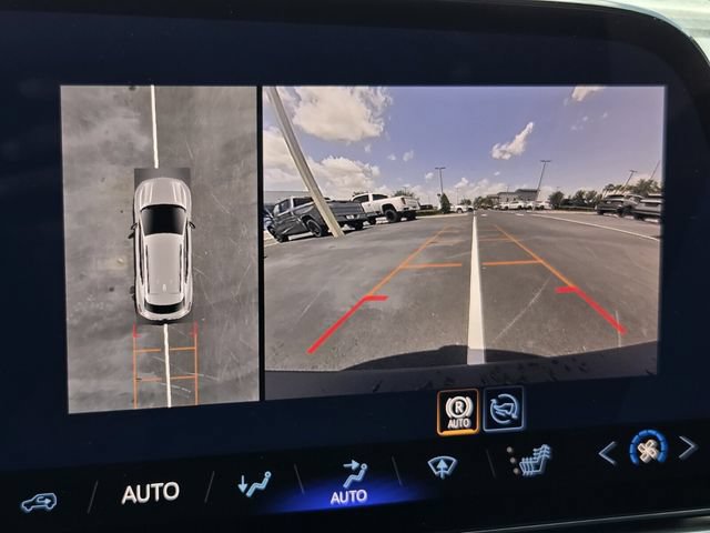 Certified 2026 Chevrolet Equinox EV LT w/ Comfort Package FWD image 19