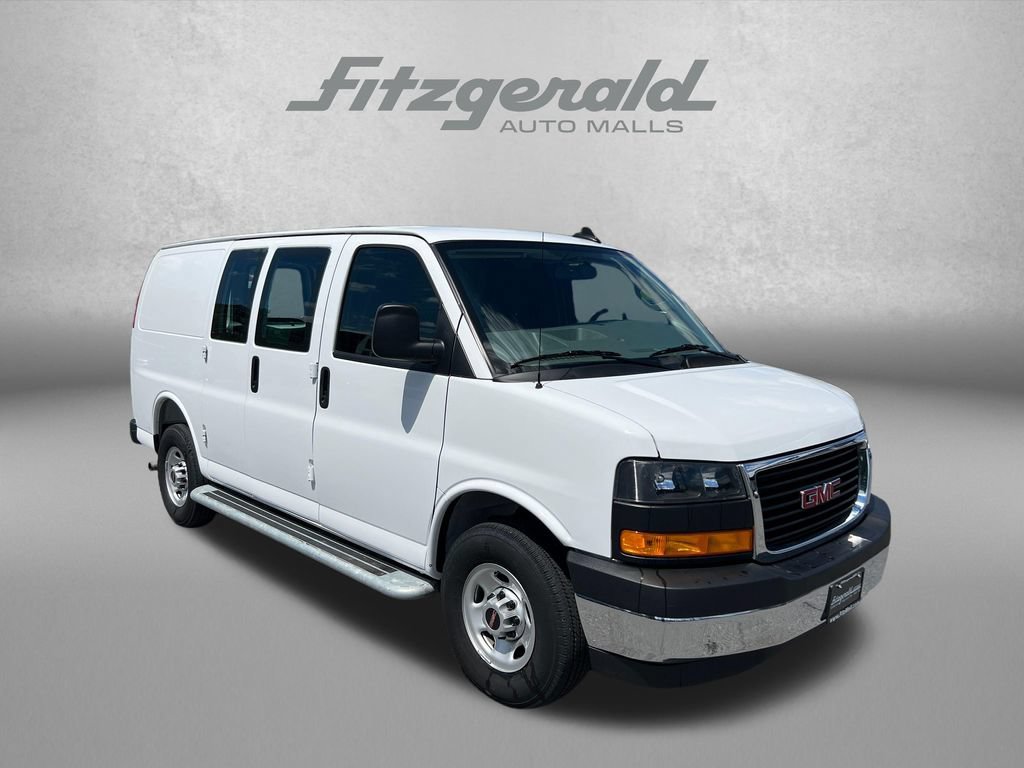 Used 2025 GMC Savana 2500 w/ Driver Convenience Package RWD image 1