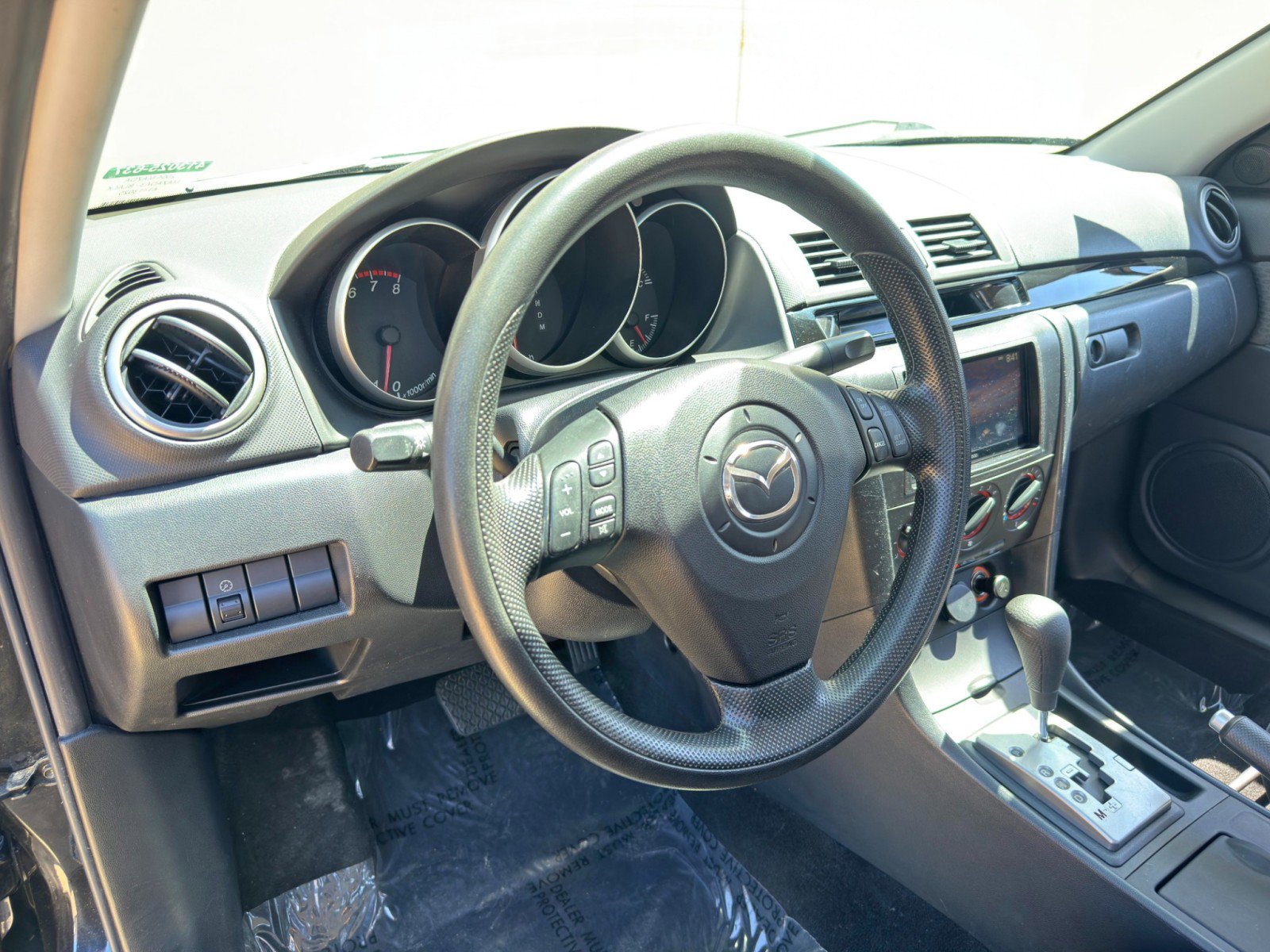 Used 2006 MAZDA MAZDA3 i Touring FWD image 12