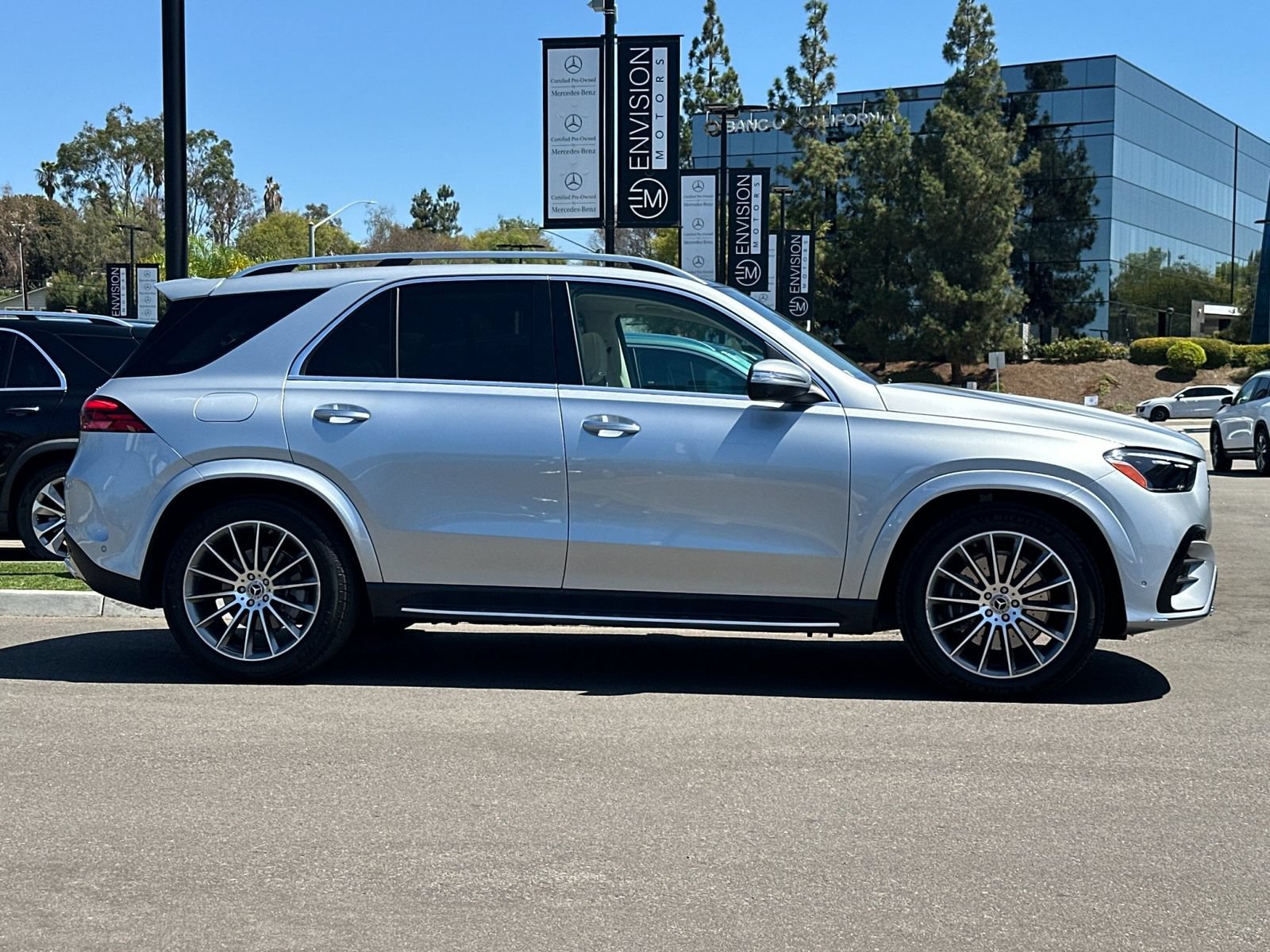 Certified 2026 Mercedes-Benz GLE 350 4MATIC image 2