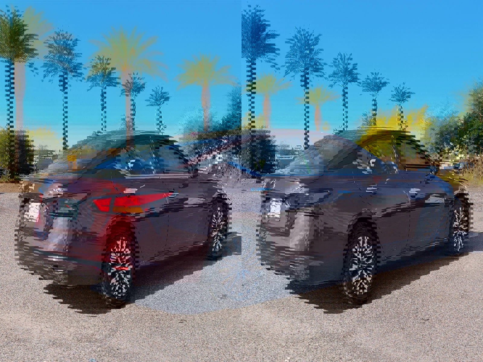 Used 2024 Nissan Altima 2.5 SV image 5