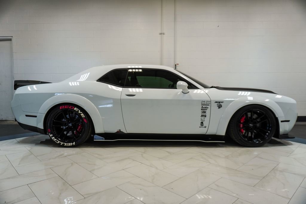 Used 2020 Dodge Challenger SRT Hellcat Redeye image 31