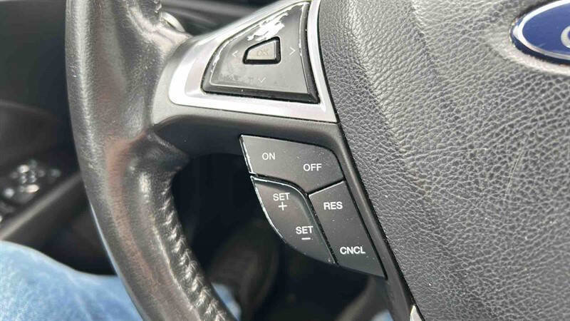 Used 2013 Ford Fusion SE image 21