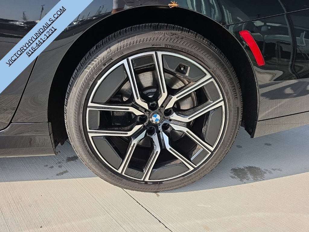 Used 2026 BMW 740i xDrive AWD/4WD image 11