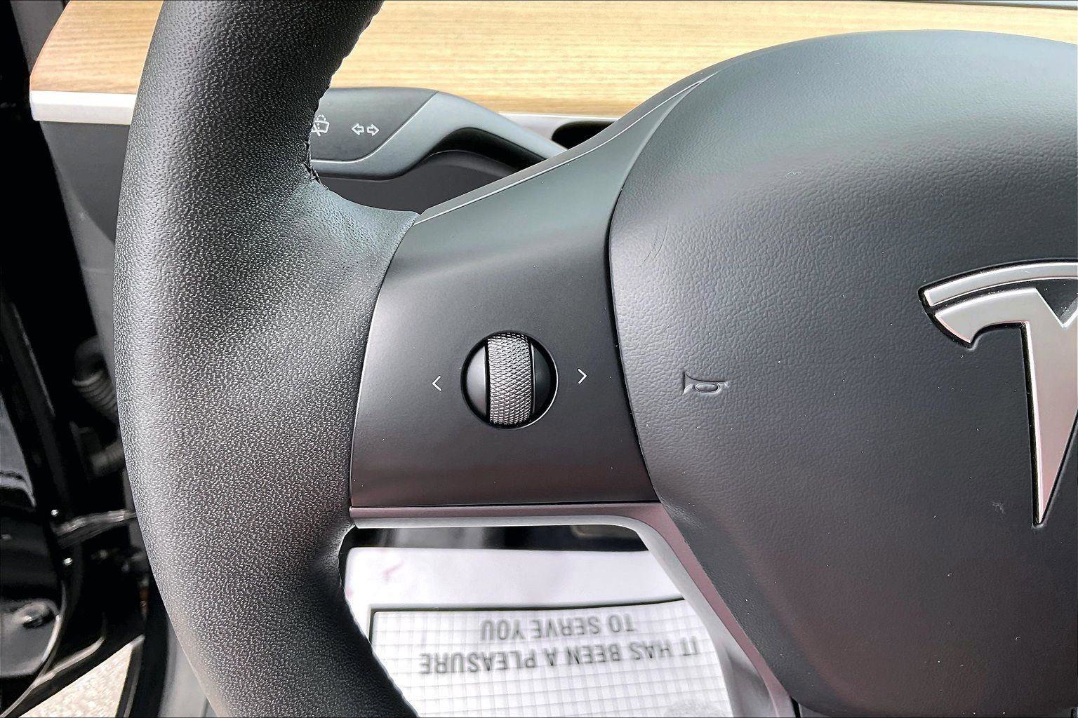 Used 2023 Tesla Model Y Long Range AWD/4WD image 11