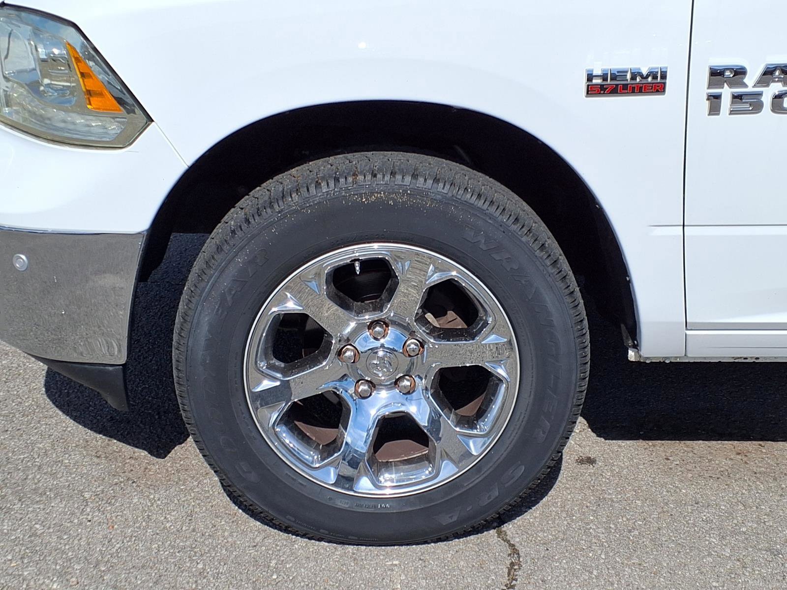 Used 2016 RAM 1500 Laramie w/ Convenience Group AWD/4WD image 20