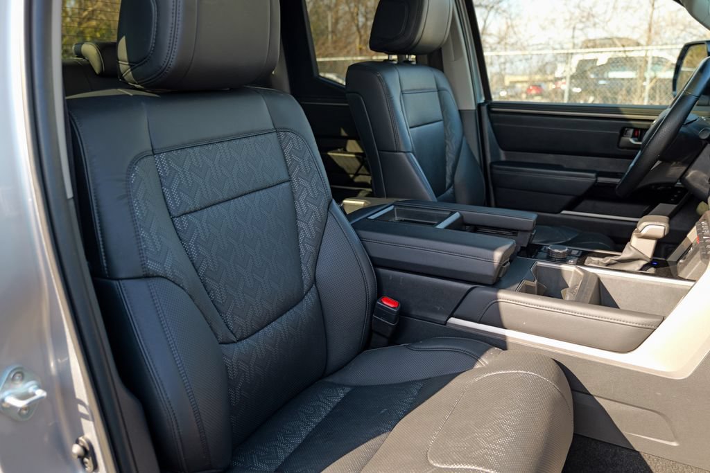 Used 2023 Toyota Tundra Limited AWD/4WD image 41