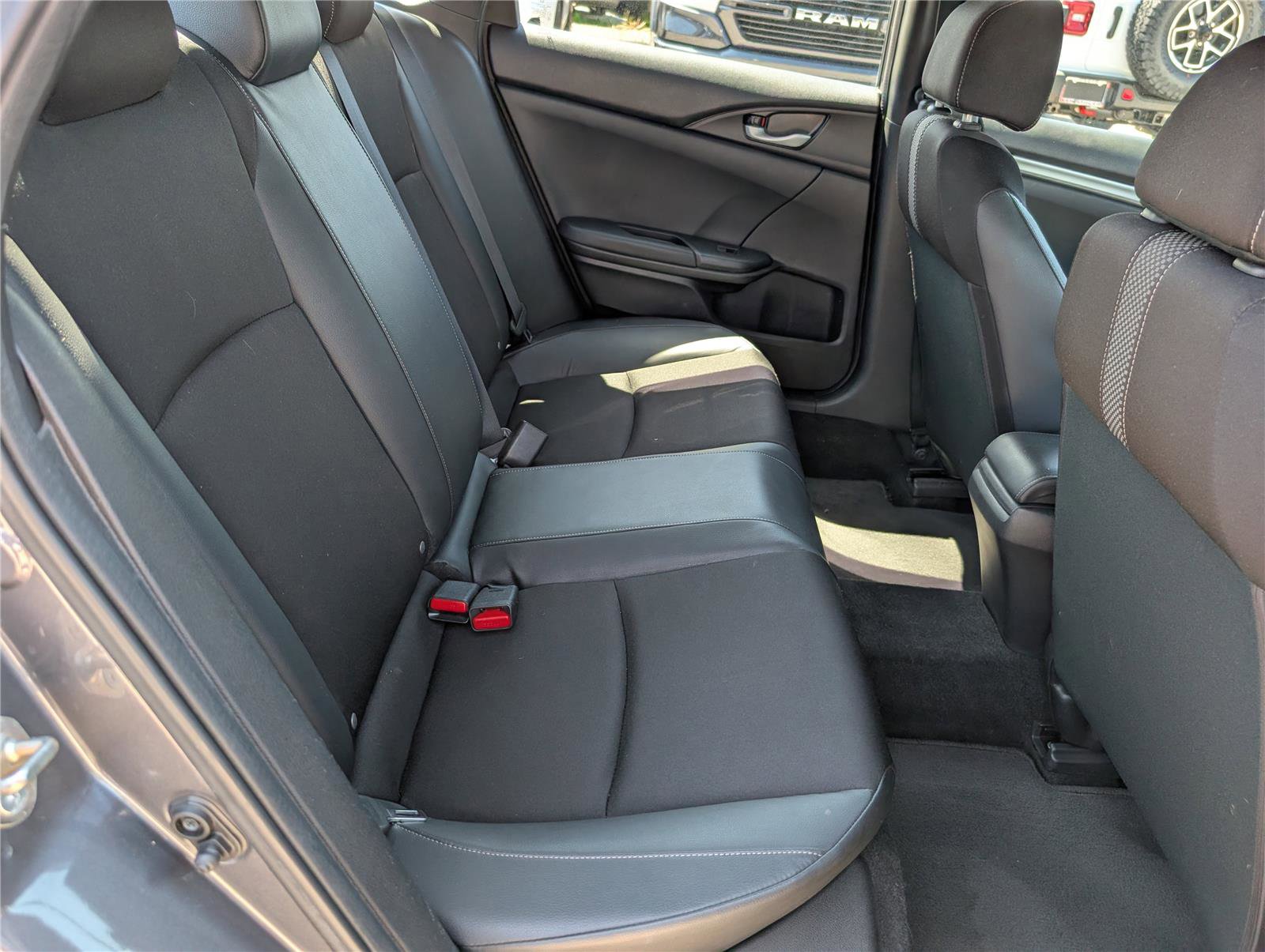 Used 2019 Honda Civic Sport image 12