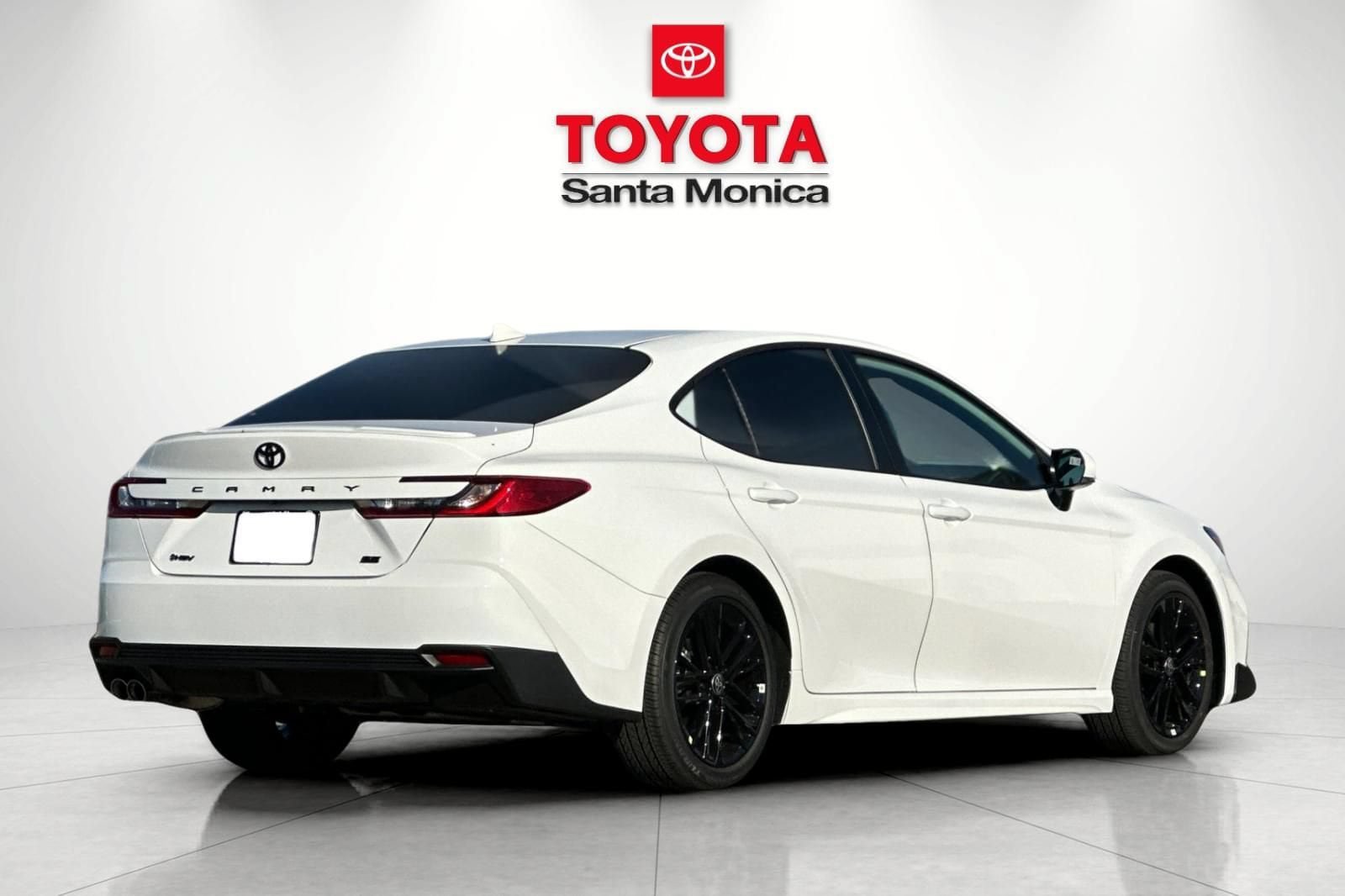 New 2026 Toyota Camry SE w/ Convenience Package FWD image 3