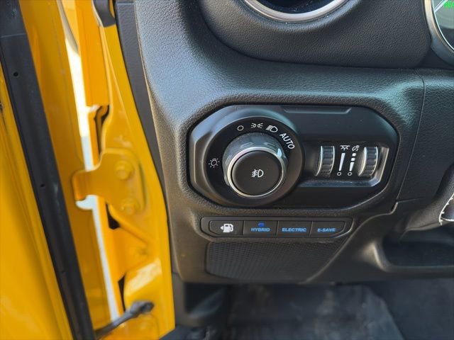 Used 2021 Jeep Wrangler Unlimited Rubicon 4xe image 19