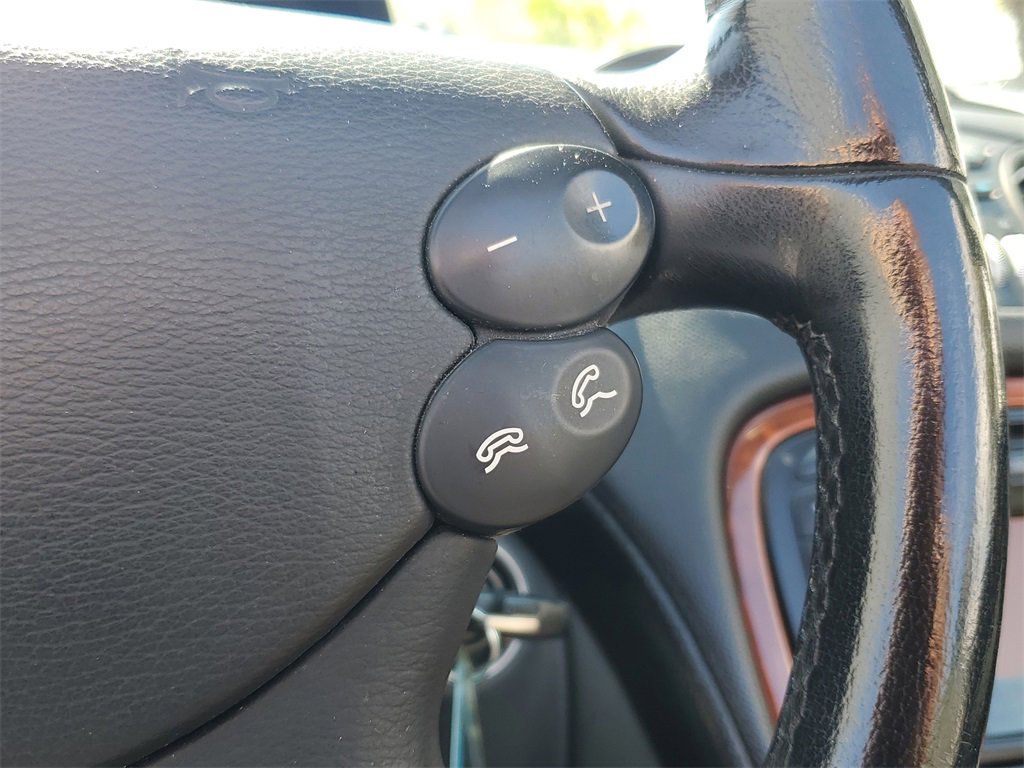 Used 2003 Mercedes-Benz SL 500 image 25