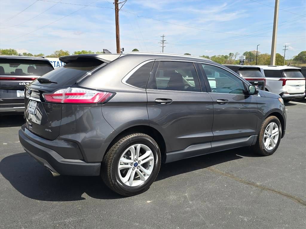 Used 2020 Ford Edge SEL w/ Convenience Package image 3
