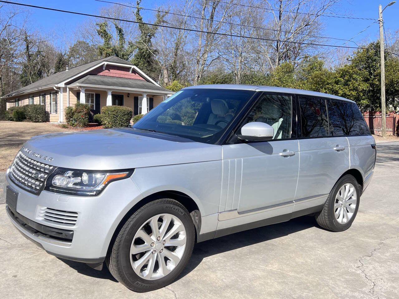 Used 2015 Land Rover Range Rover HSE image 3