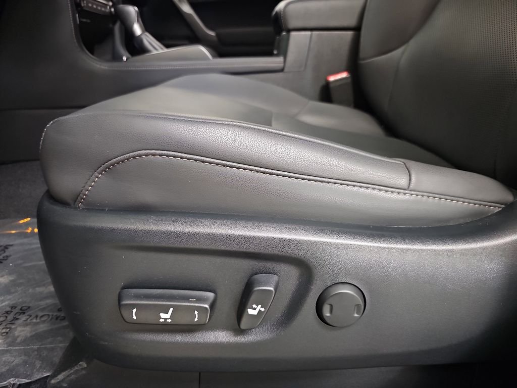 Certified 2023 Lexus GX 460 Premium w/ Premium Package AWD/4WD image 27