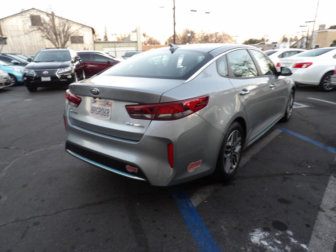 Used 2020 Kia Optima EX image 3