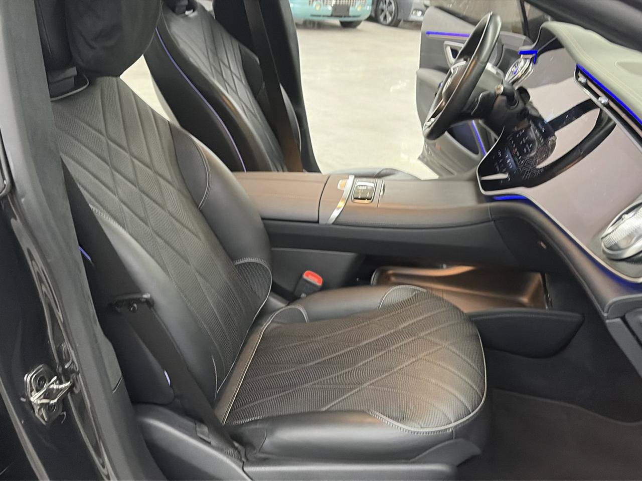 Used 2023 Mercedes-Benz EQS 580 4MATIC Sedan image 21