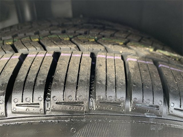 Used 2025 Toyota Camry SE image 34