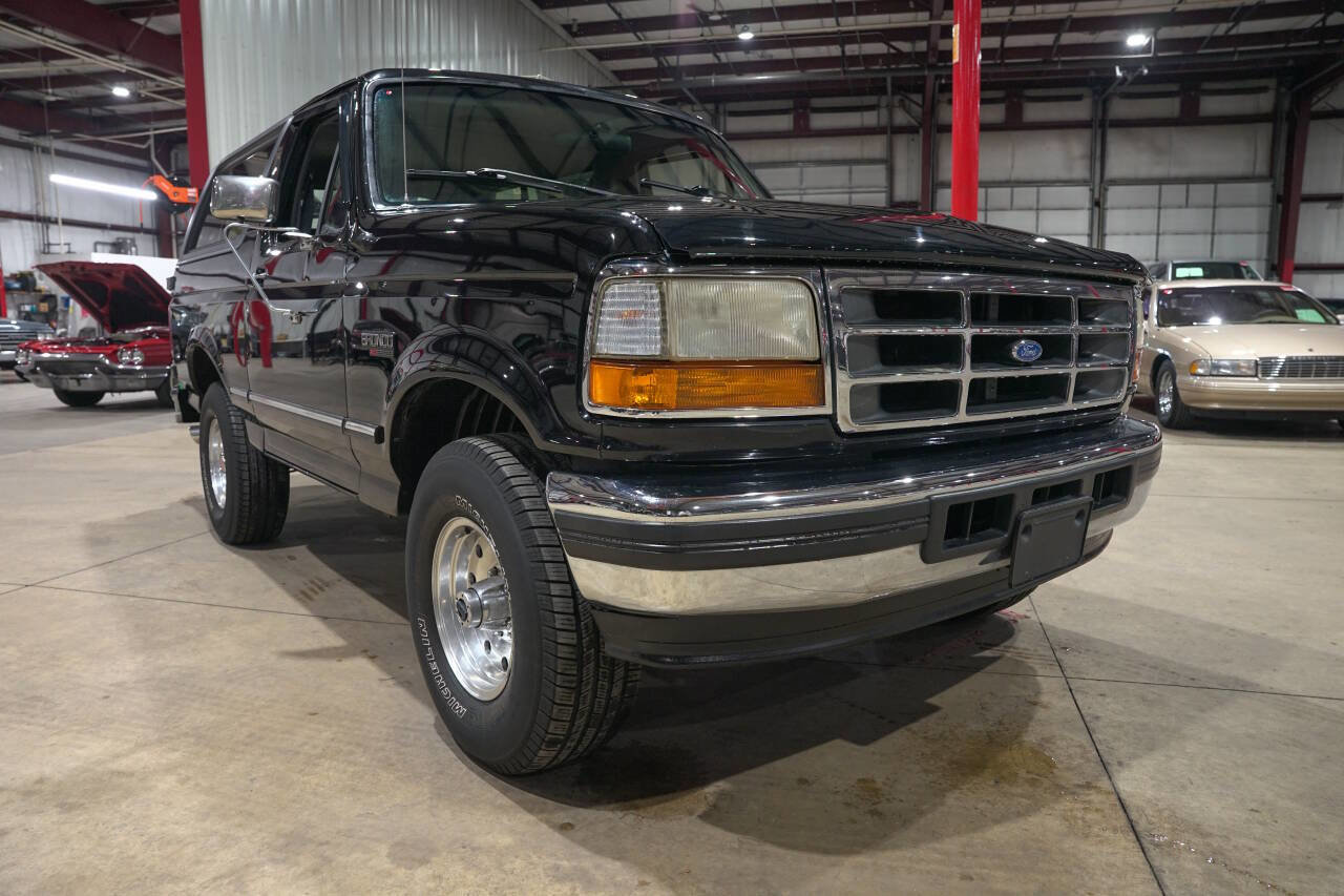 Used 1996 Ford Bronco XLT image 12
