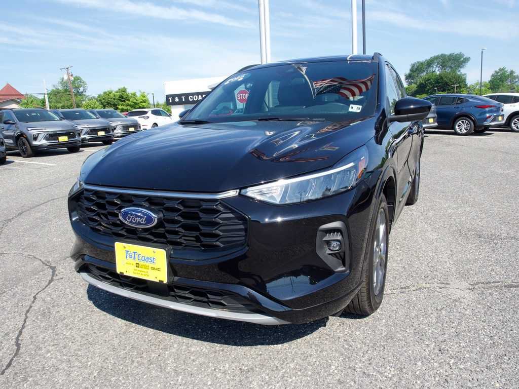 Used 2023 Ford Escape ST-Line Select w/ Tech Pack #2