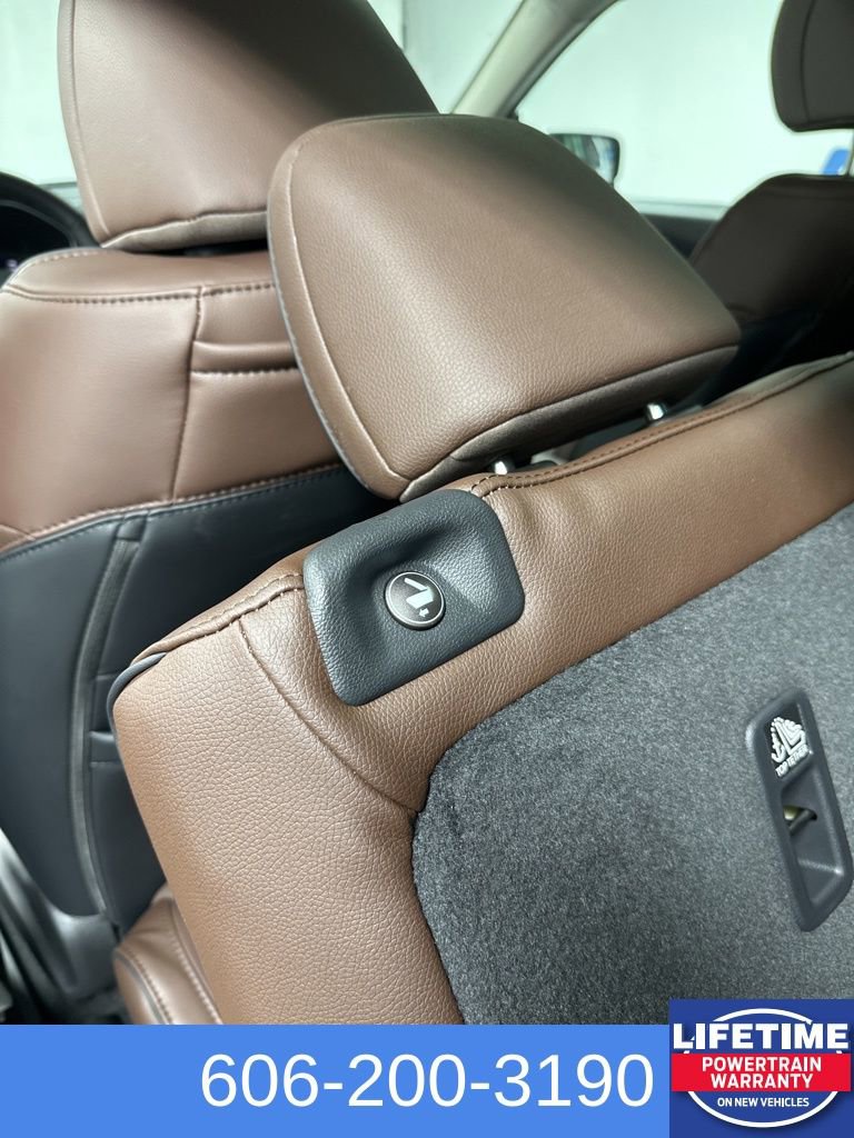 New 2026 Honda Pilot Elite image 16