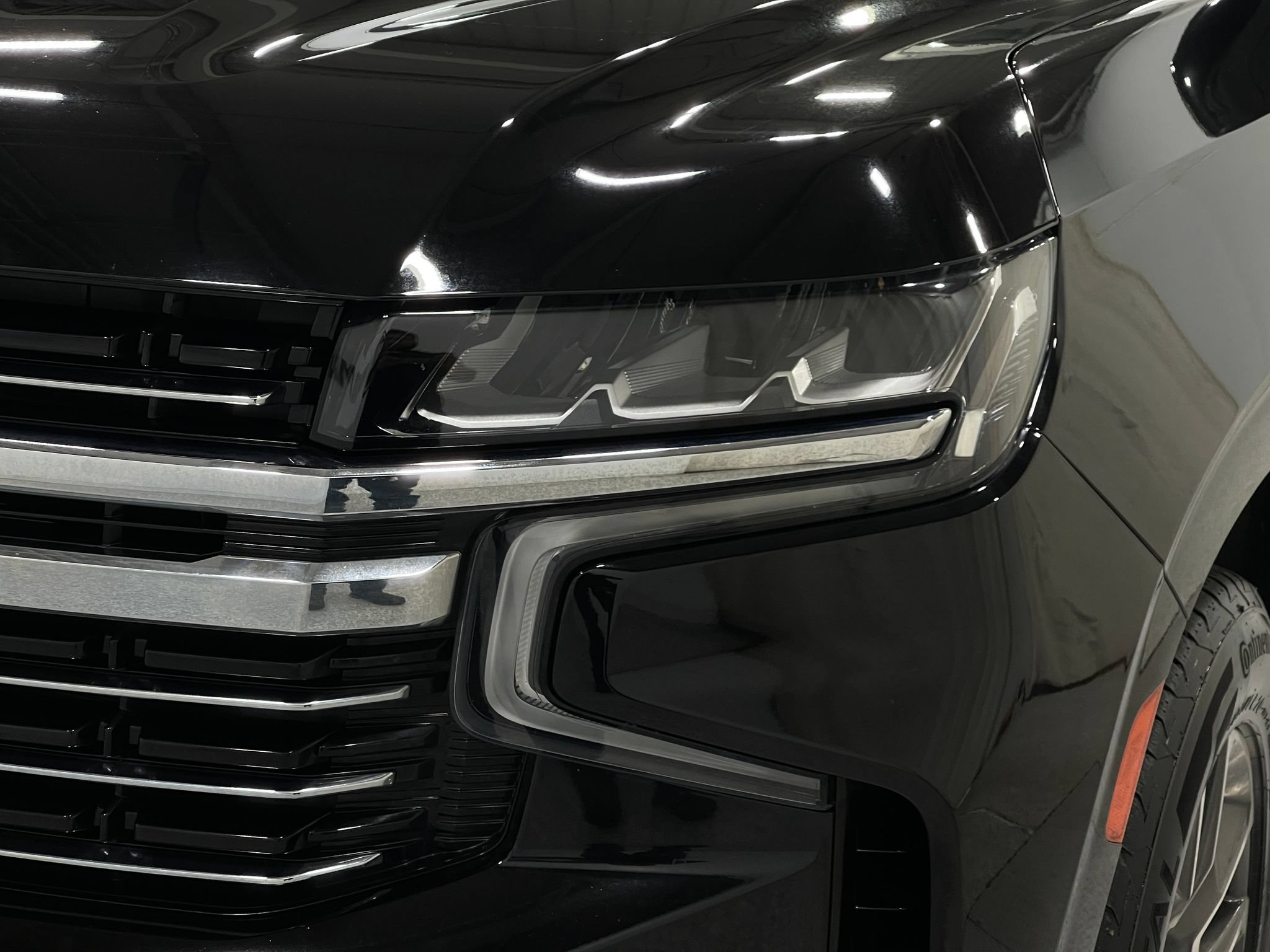 Used 2021 Chevrolet Suburban LT w/ LT Signature Package AWD/4WD image 34