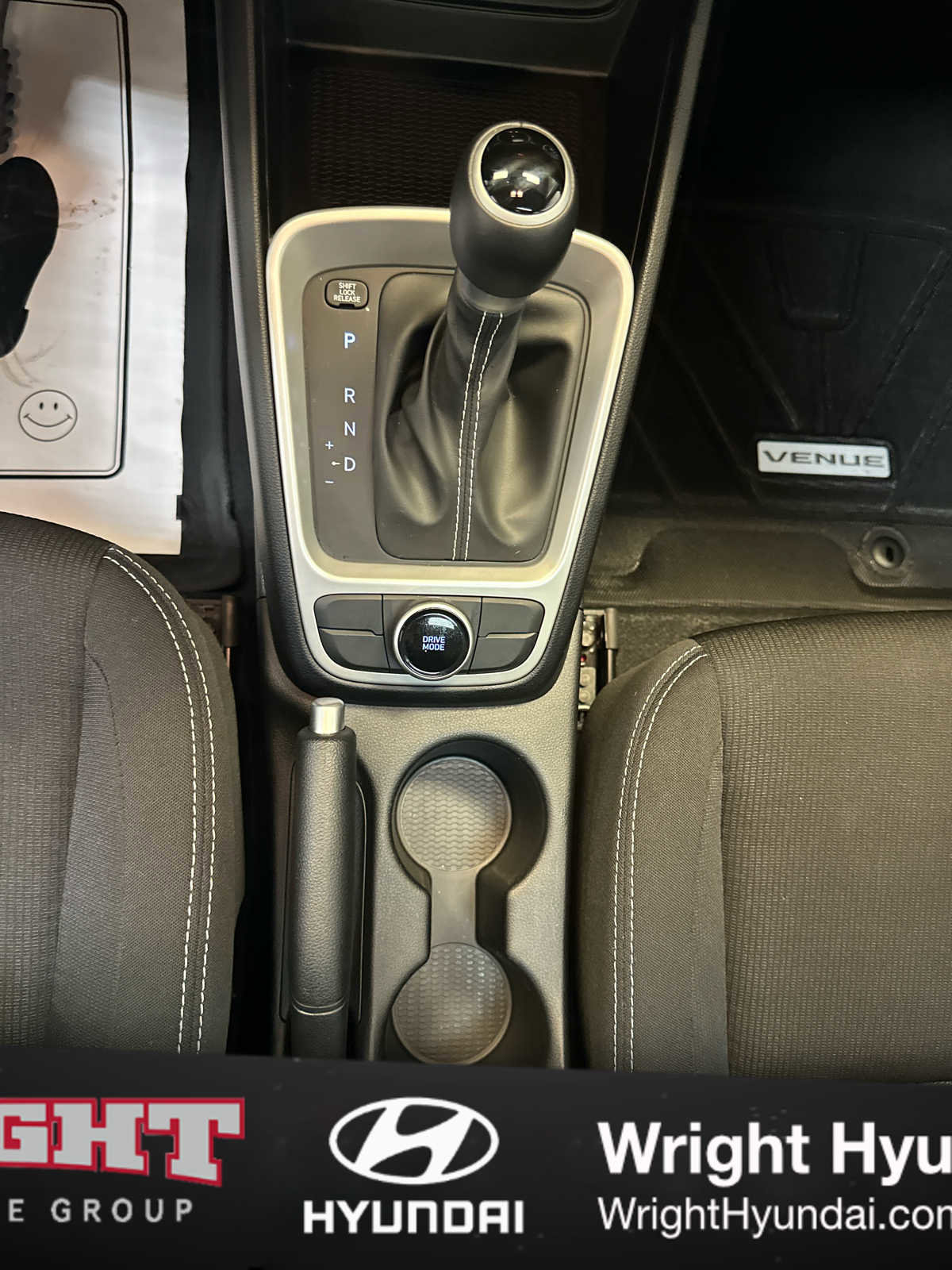 Certified 2025 Hyundai Venue SEL image 29