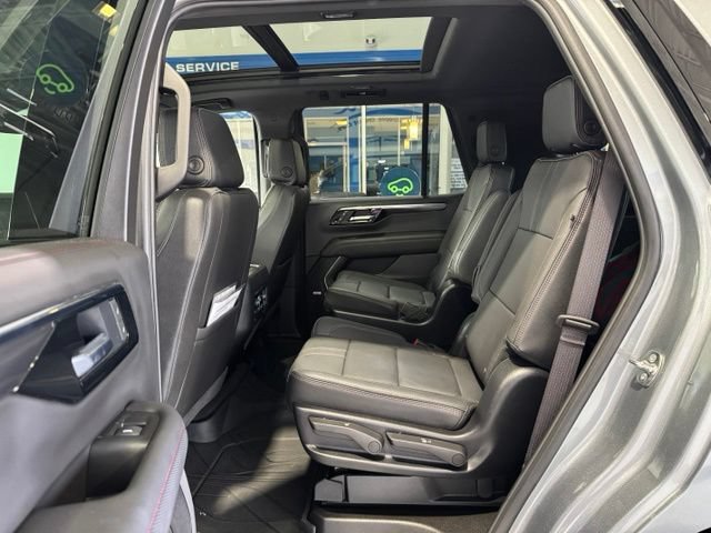 Used 2025 Chevrolet Tahoe RST w/ Comfort Package AWD/4WD image 10