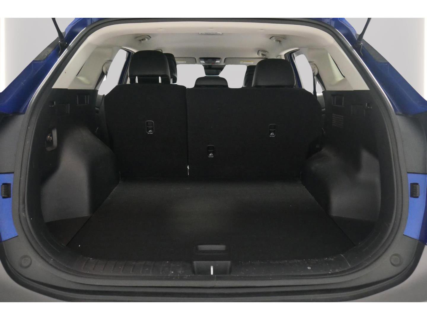 Used 2023 Kia Sportage EX image 29