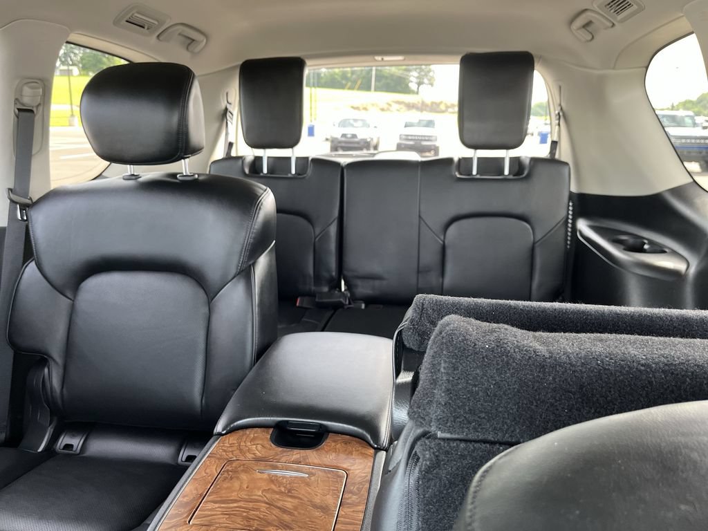 Used 2024 Nissan Armada SL w/ Captain's Chairs Package AWD/4WD image 23